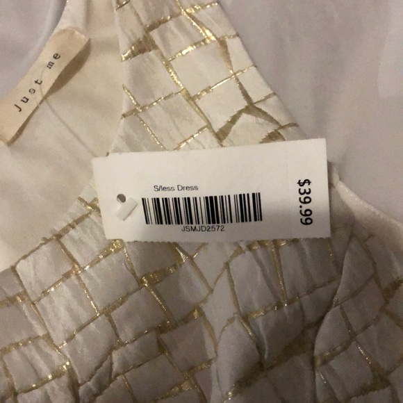 White & Gold Patterned Dress - Picture 3 of 3